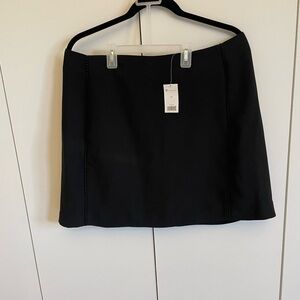 Elegant Black Women's Skirt